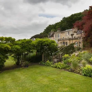 Paradise House Bath